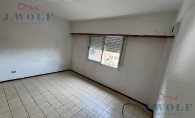 Comodo Departamento de 3 Ambientes