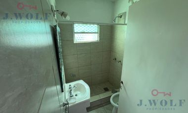 Comodo Departamento de 3 Ambientes