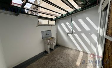 Comodo Departamento de 3 Ambientes