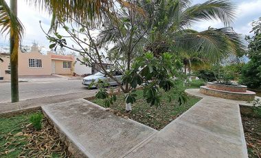 Casa equipada de 2 recámaras frente a parque – Pinos Norte, Mérida