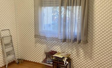 3 ambientes - Venta Directa - A mts de la estación y de Escalada Centro