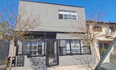 Venta, Casa, 4 ambientes, Patio, Gonzáles Catán.