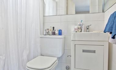 Casa en Venta de 5 Ambientes en Olivos con Jardín y Pileta