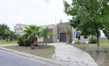 Casa en venta - Barrio La Horqueta de Echeverría, Canning