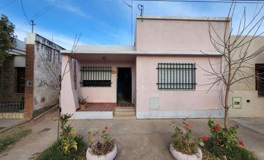 Casa Arroyo Cabral  Excelente Oportunidad
