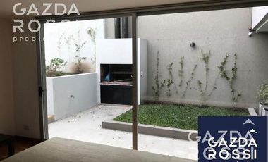 COCHERA CON BAULERA CUBIERTA EN ALQUILER