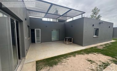 Casa en B° Privado Terrazas al Oeste Lote 11