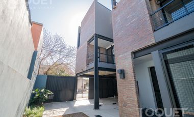 Departamento monoambiente con patio en Planta Baja