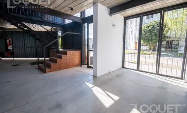 Departamento monoambiente con patio en Planta Baja