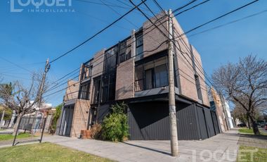 Departamento monoambiente con patio en Planta Baja