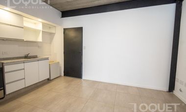 Departamento monoambiente con patio en Planta Baja