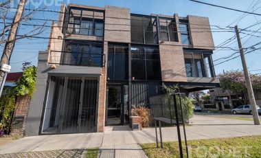 Departamento monoambiente con patio en Planta Baja
