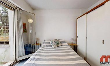 Departamento en Venta de 3 Ambientes en Olivos con Patio y Cochera