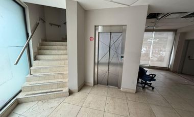 Local en venta 22 mts cuadrados sobre Av. Maipu