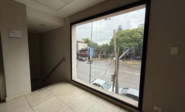 Local en venta 22 mts cuadrados sobre Av. Maipu