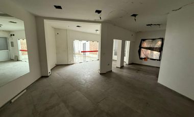 Local en venta 22 mts cuadrados sobre Av. Maipu