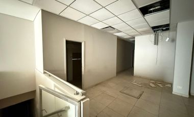Local en venta 22 mts cuadrados sobre Av. Maipu