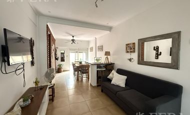 Venta PH/Casa 3 ambientes con cochera en Wilde