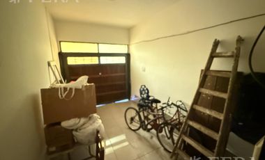 Venta PH/Casa 3 ambientes con cochera en Wilde