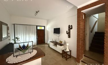 Venta PH/Casa 3 ambientes con cochera en Wilde