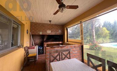 Casa en venta en Barrio Estancia Smithfield, sobre lote central