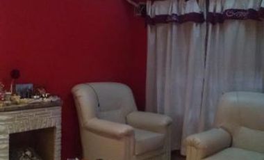 ** NUEVO VALOR *** TRIPLEX 4 AMB. CON COCHERA  NUEVO VALOR!!
