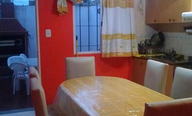 ** NUEVO VALOR *** TRIPLEX 4 AMB. CON COCHERA  NUEVO VALOR!!