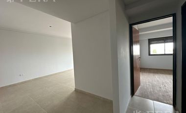 Venta de departamento 2 ambientes con balcón en Wilde