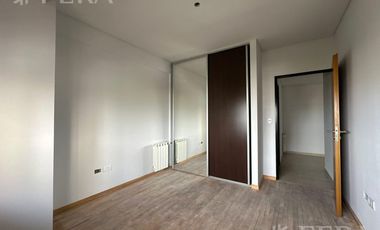 Venta de departamento 2 ambientes con balcón en Wilde