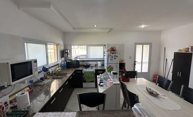 Casa de 3 dormitorios en Hugues