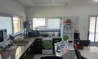 Casa de 3 dormitorios en Hugues