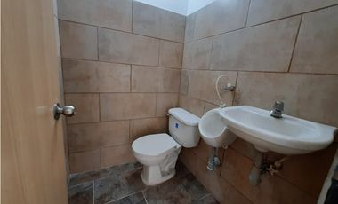 ARRIENDO LOCAL COMERCIAL EXCELENTE UBICACION EN ITAGUI CENTRAL
