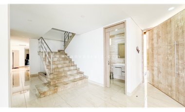 Casa Campestre En Parcelación Las Palmas