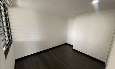 Apartamento en arriendo sector Avenida Centenario