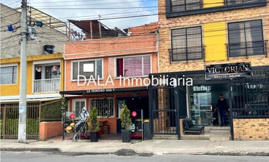 SE VENDE CASA INDEPENDIENTE EN EL CENTRO DE CHIA