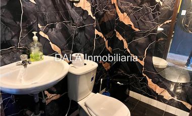 SE VENDE CASA INDEPENDIENTE EN EL CENTRO DE CHIA