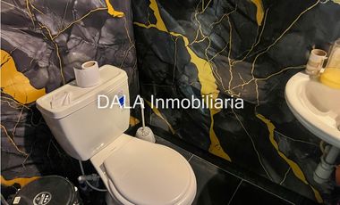 SE VENDE CASA INDEPENDIENTE EN EL CENTRO DE CHIA