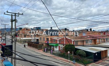 SE VENDE CASA INDEPENDIENTE EN EL CENTRO DE CHIA