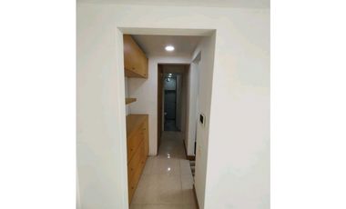 Venta de apartaestudio en laureles