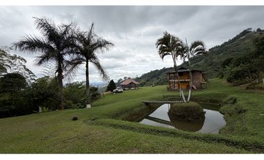 VENTA DE FINCA EN CALARC, QUINDO, COLOMBIA