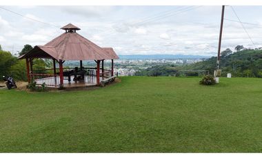 VENTA DE FINCA EN CALARC, QUINDO, COLOMBIA