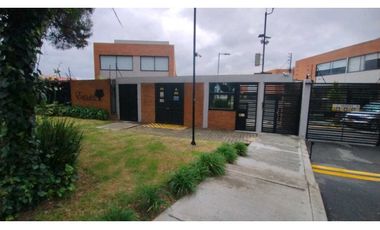 Cajica, ENCLAVE, 200 M2 lote, 150 M2 construidos