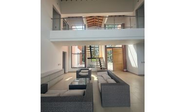 Espectacular Casa en el Poblado