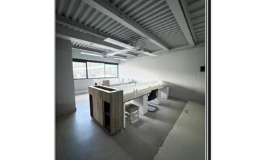 Oficina en Arriendo Las Vegas Medellin