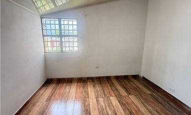 ARRIENDA CASA EN LA ARGENTINA