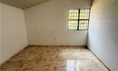 ARRIENDA CASA EN LA ARGENTINA