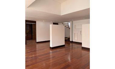 Apartamento Penthouse en Arriendo, Santa Paula