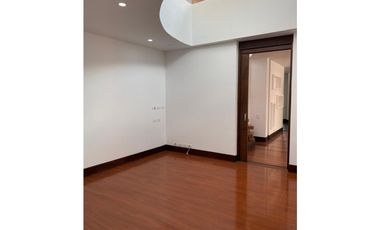 Apartamento Penthouse en Arriendo, Santa Paula