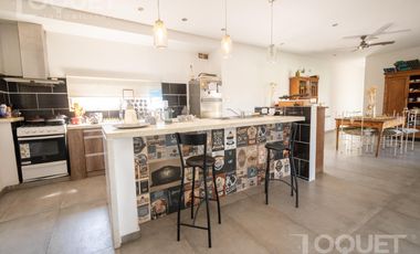 Casa en Country aires del llano