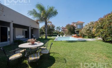 Casa en Country aires del llano